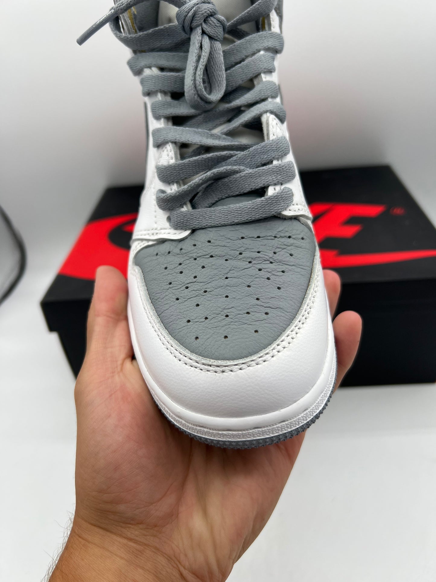 Air Jordan 1 Retro High OG GS Stealth Size 6.5Y Pre-Owned