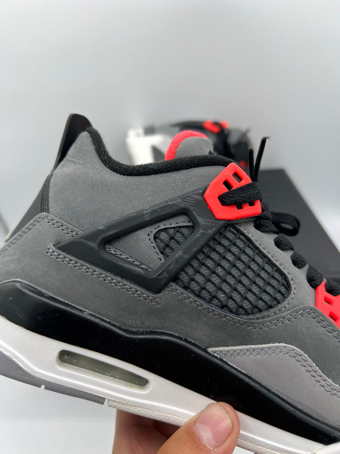 Air Jordan 4 Retro GS Infrared Size 5.5Y Pre-Owned