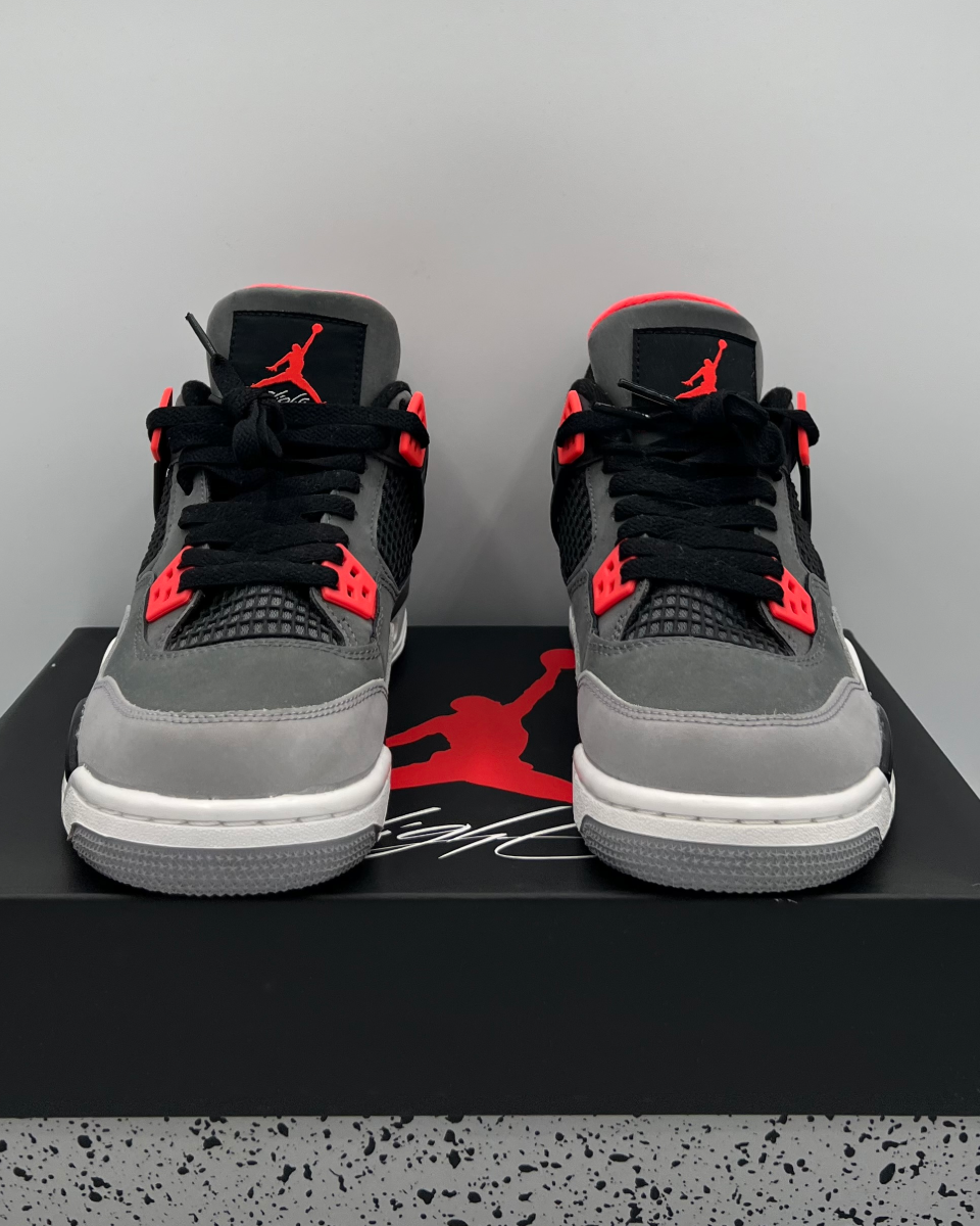 Air Jordan 4 Retro GS Infrared Size 5.5Y Pre-Owned
