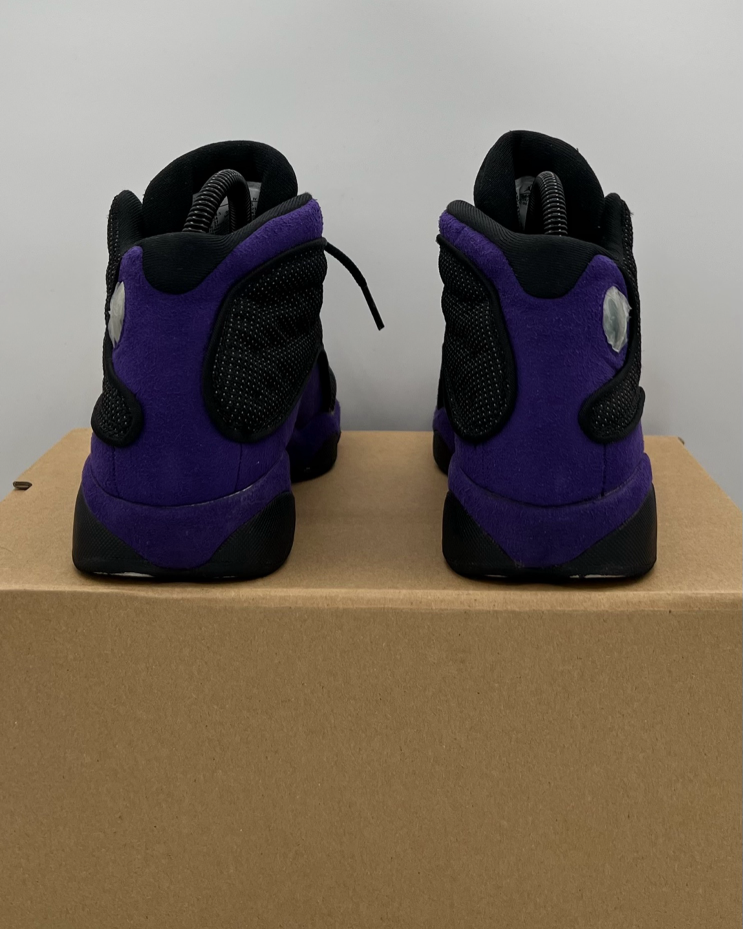 Air Jordan 13 Retro GS Court Purple Size 6Y Pre-Owned