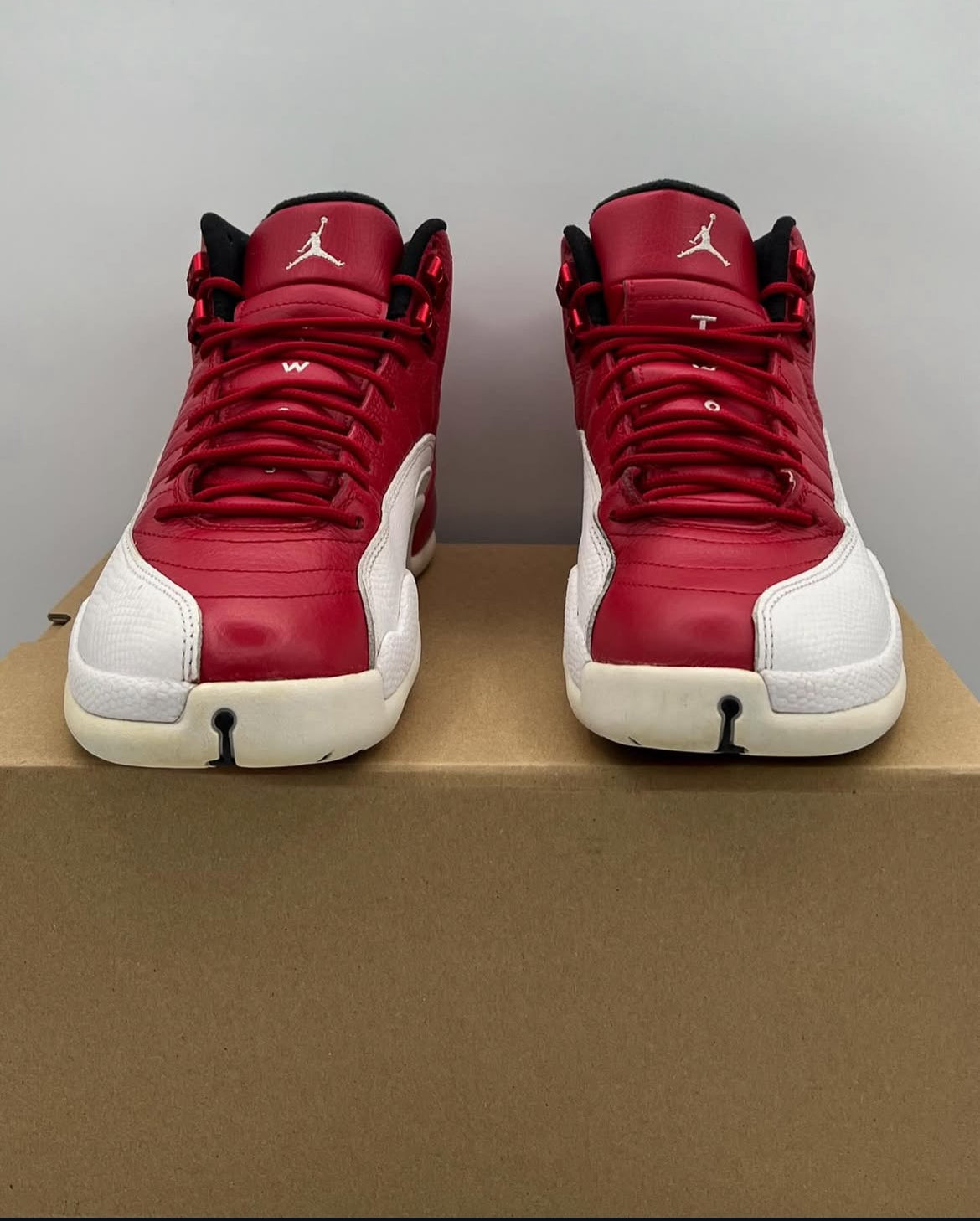 Air Jordan 12 Retro Gym Red Size 8.5 Pre-Owned