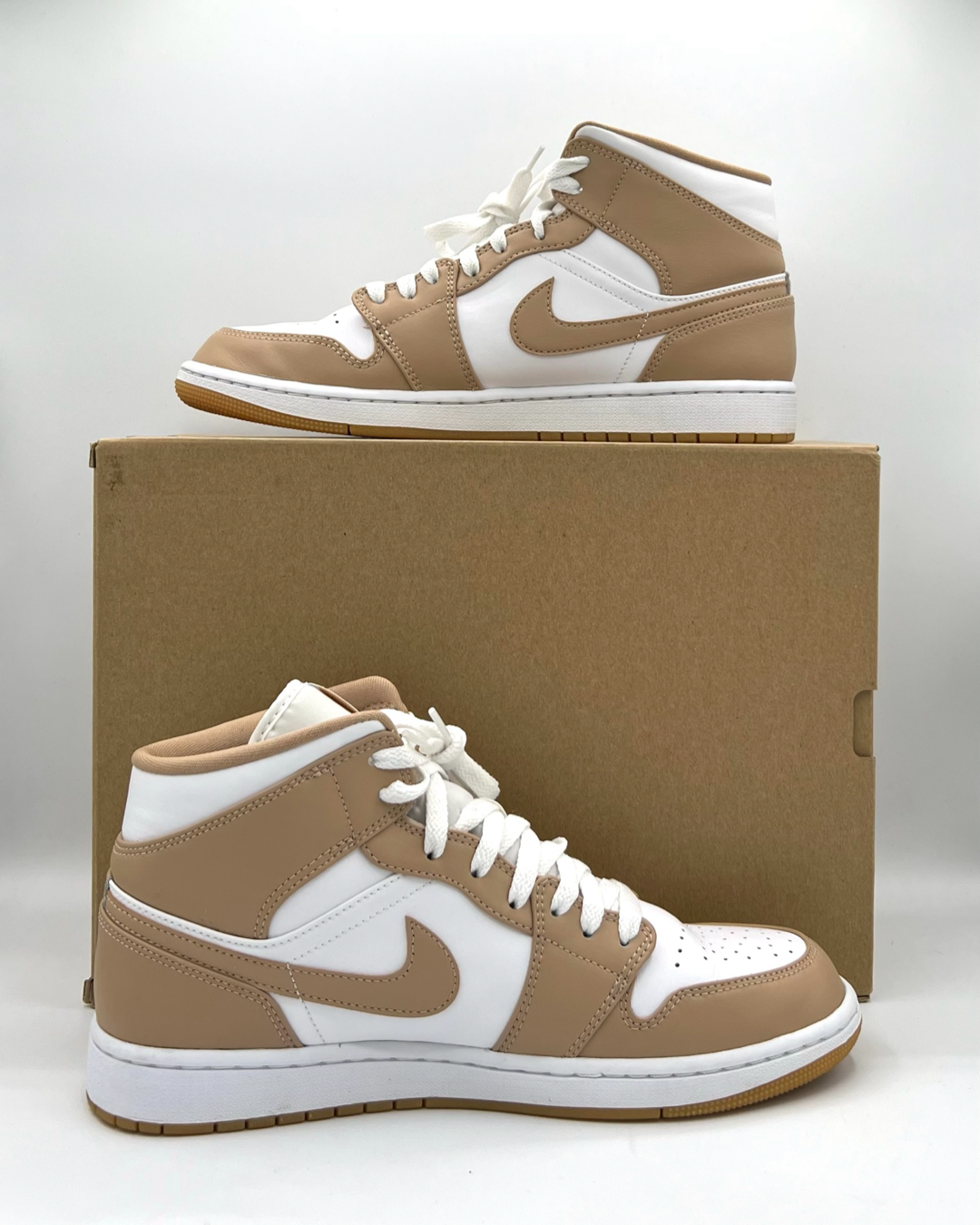 Air Jordan 1 Mid Tan Gum Size 10 Pre-Owned