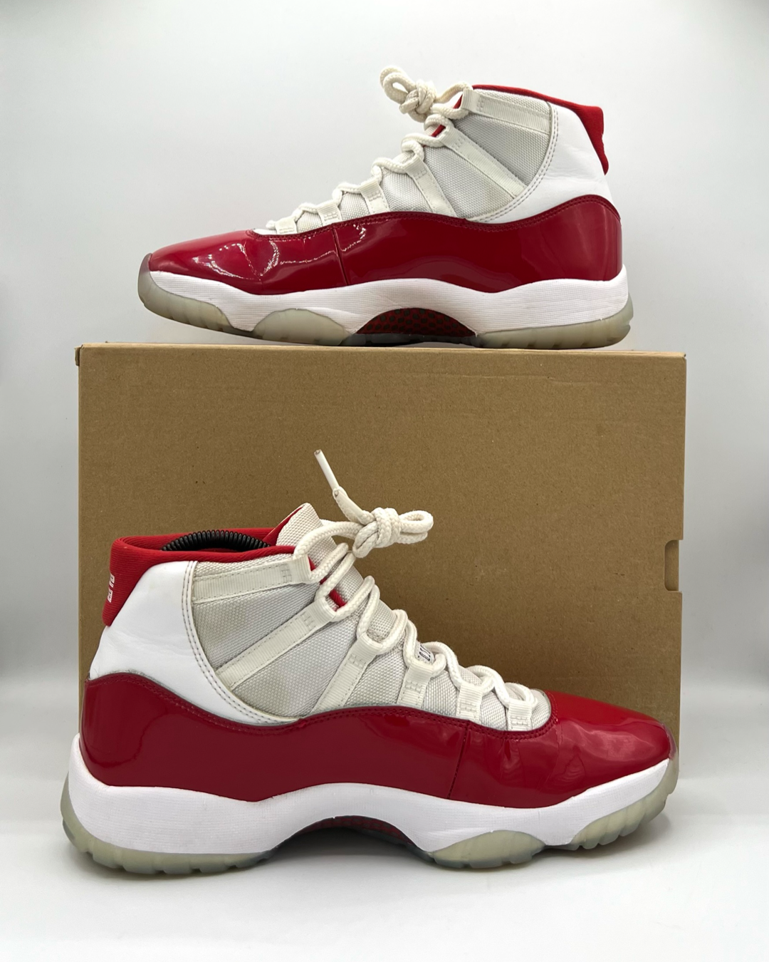 Air Jordan 11 Retro Cherry Size 10.5 Pre-Owned