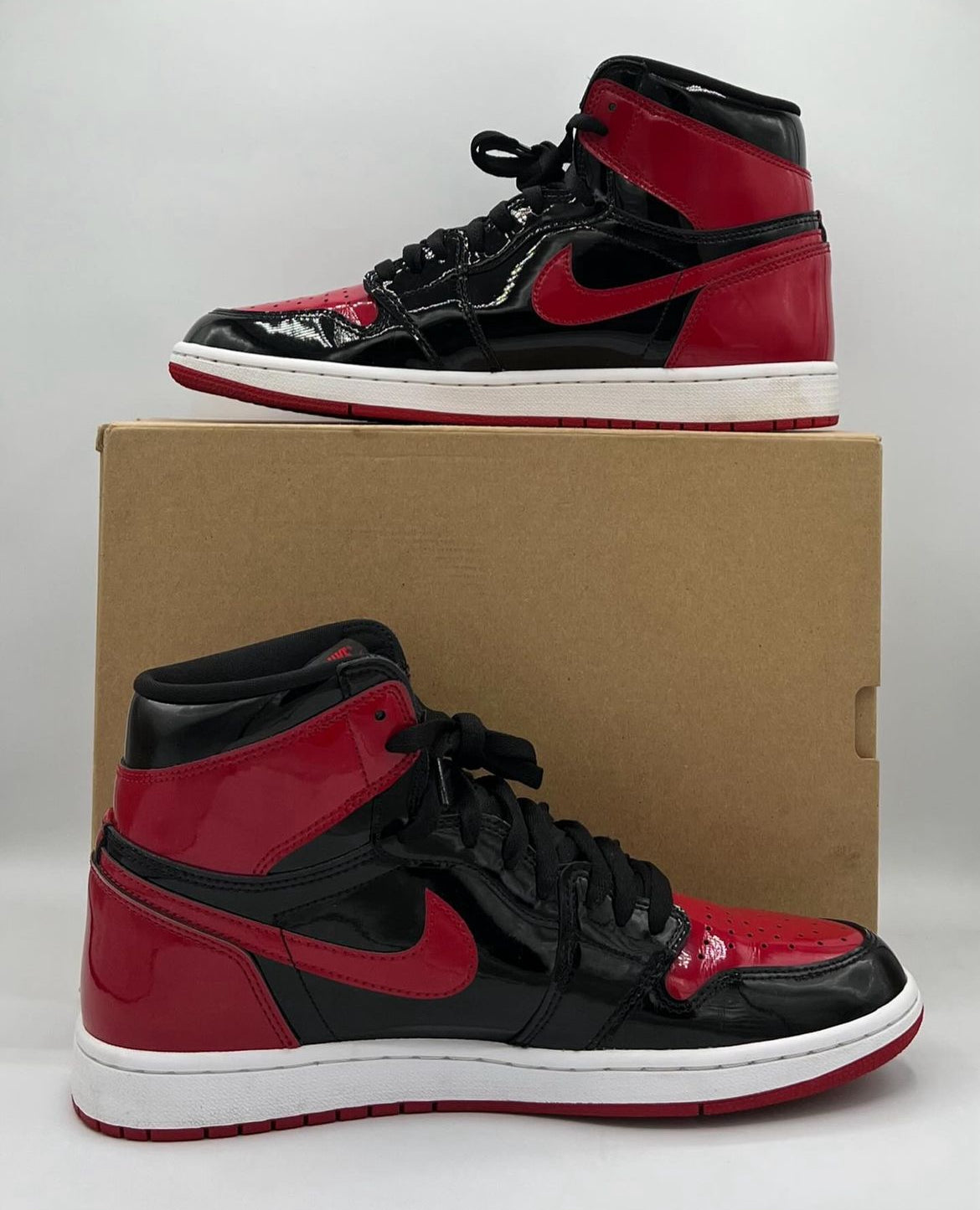 Air Jordan 1 Retro High OG Patent Bred Size 11 Pre-Owned