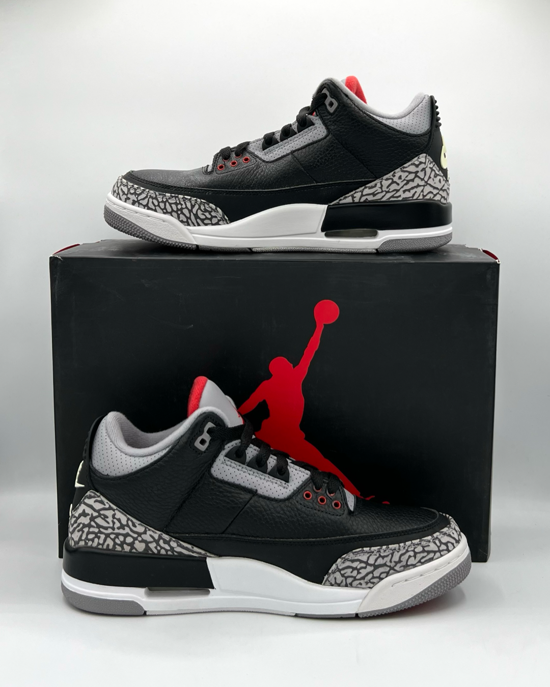 Air Jordan 3 Retro Black Cement 2018 Size 8.5 Brand New