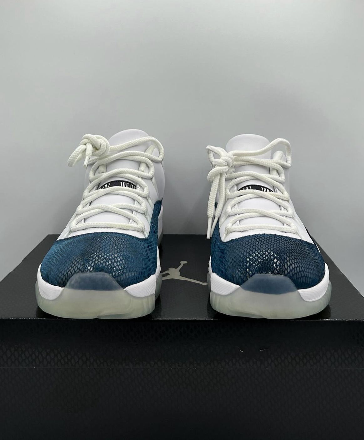 Air Jordan 11 Retro Low Navy Snakeskin 2019 Size 12 Pre-Owned