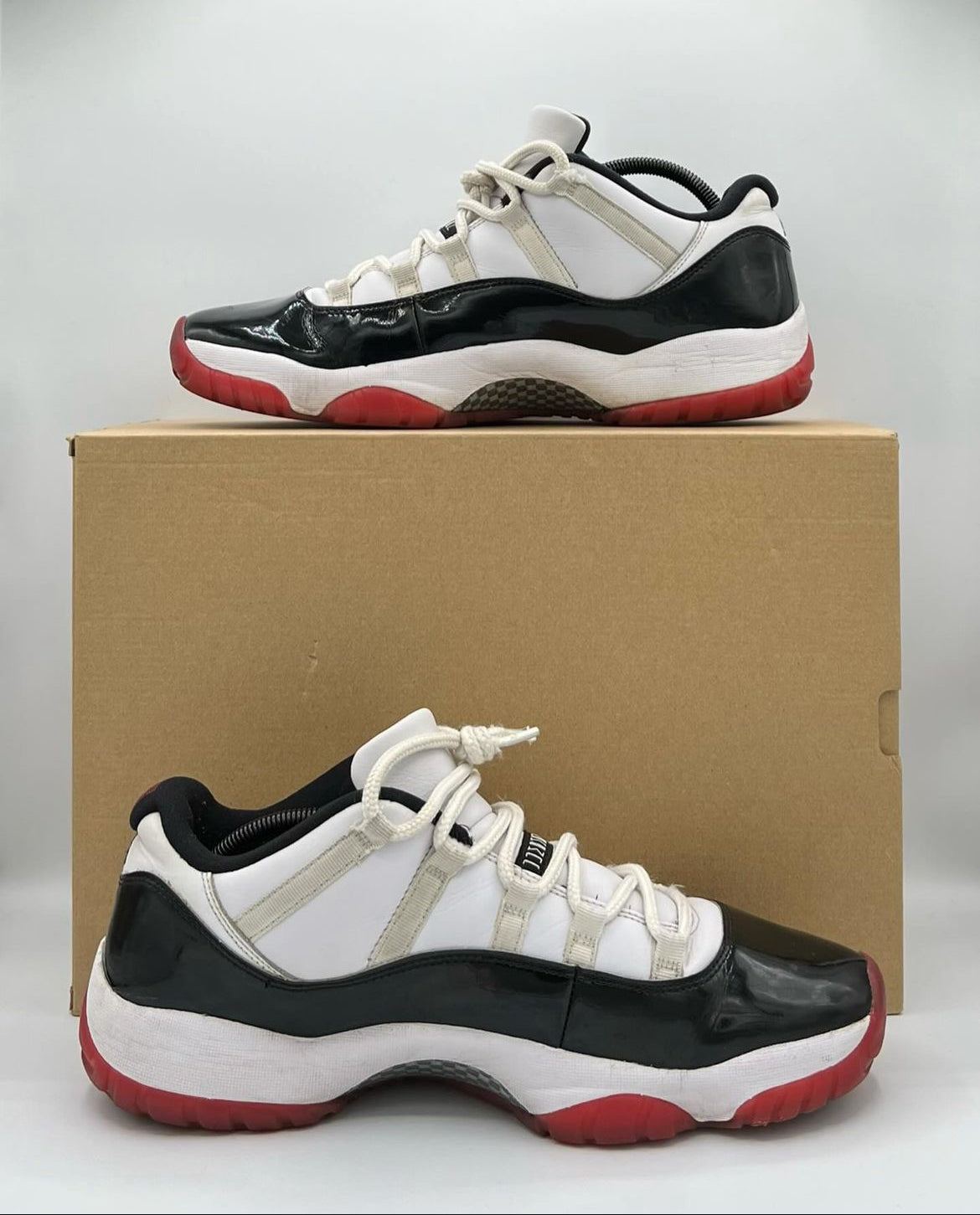 Air Jordan 11 Retro Low Concord Bred Size 13 Pre-Owned