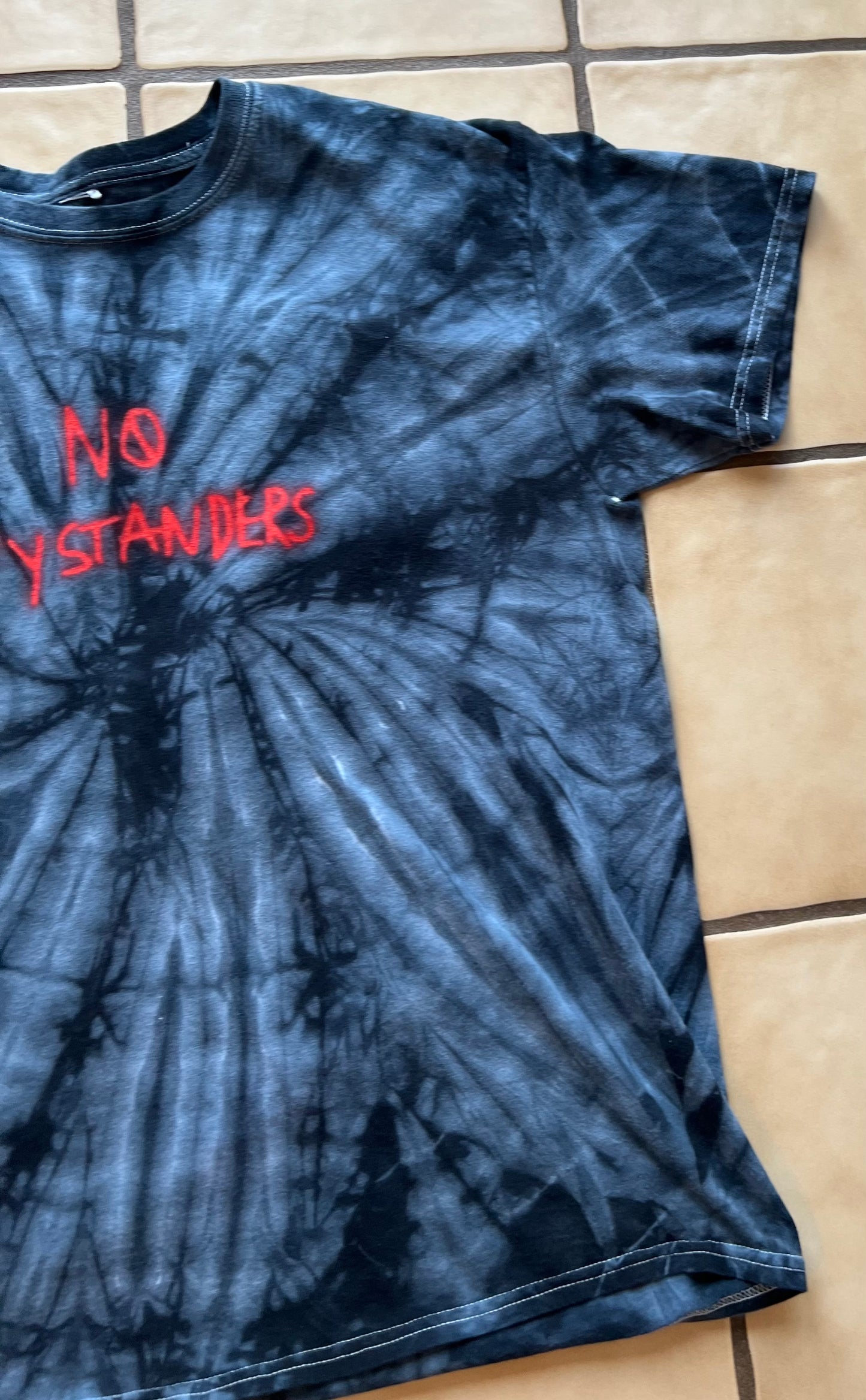 Travis Scott No Bystanders Tee Black Tie Dye Size Large Pre-Owned