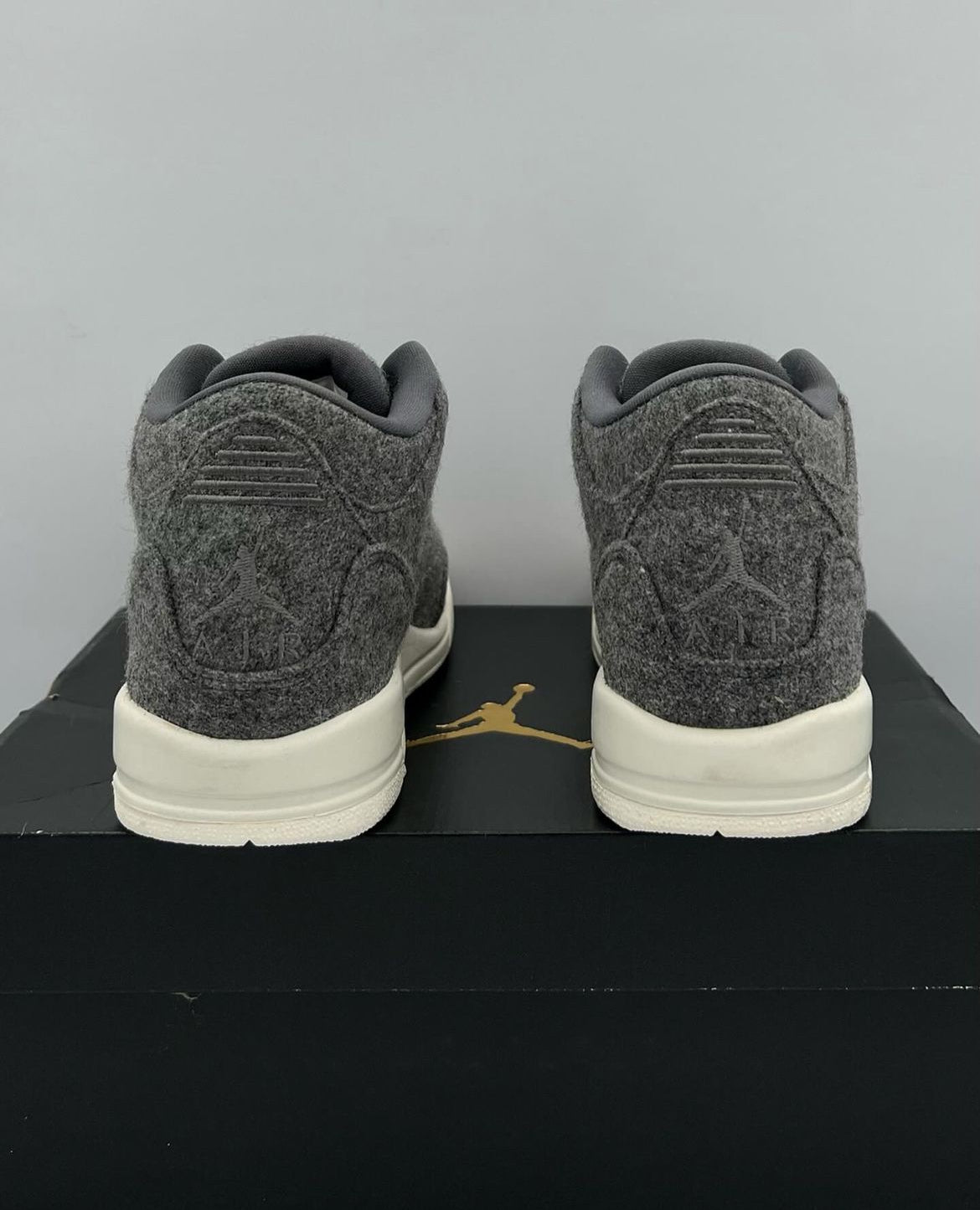 Air Jordan 3 Retro BG Wool Size 4Y Brand New