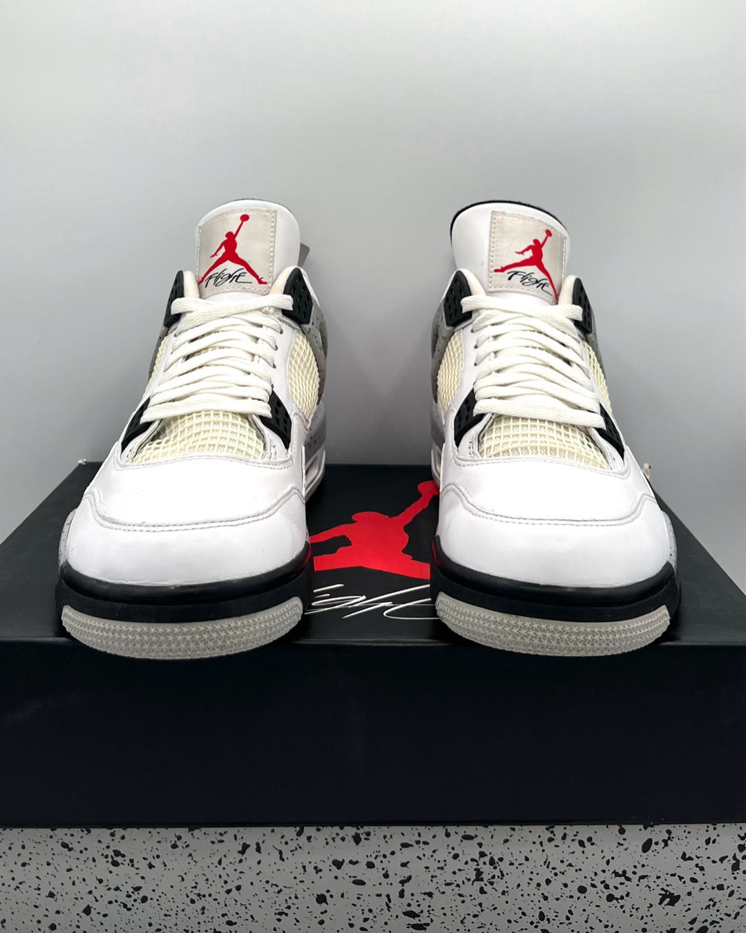 Air Jordan 4 Retro OG White Cement 2016 Size 12 Pre-Owned