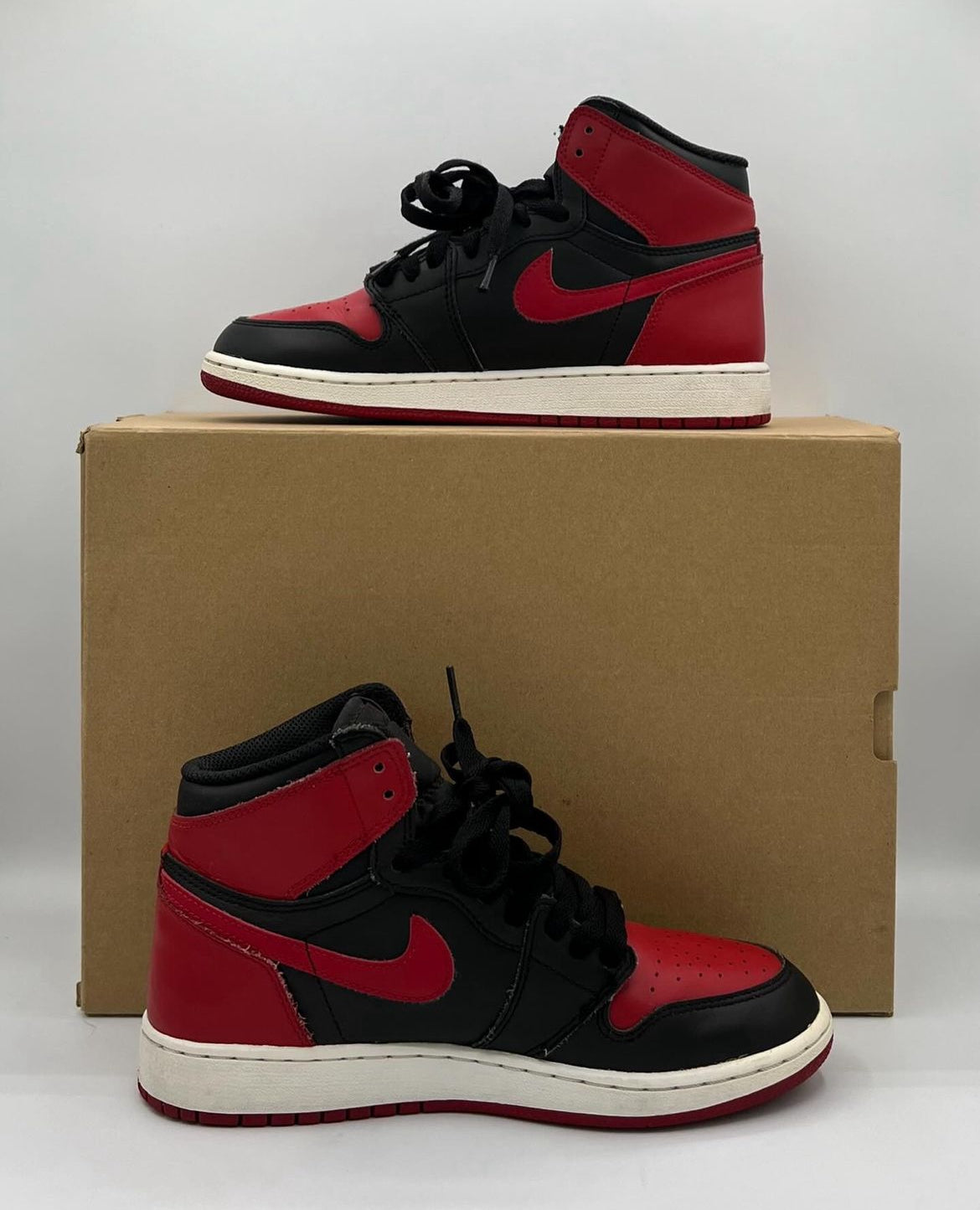 Air Jordan 1 Retro High OG GS Banned 2016 Size 6Y Pre-Owned