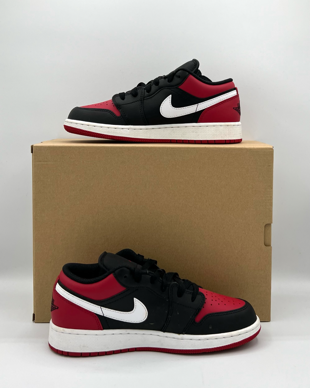 Air Jordan 1 Low GS Bred Toe Size 3.5Y Pre-Owned