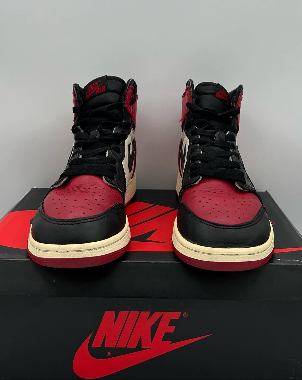 Air Jordan 1 Retro High OG BG Bred Toe Size 7Y Pre-Owned