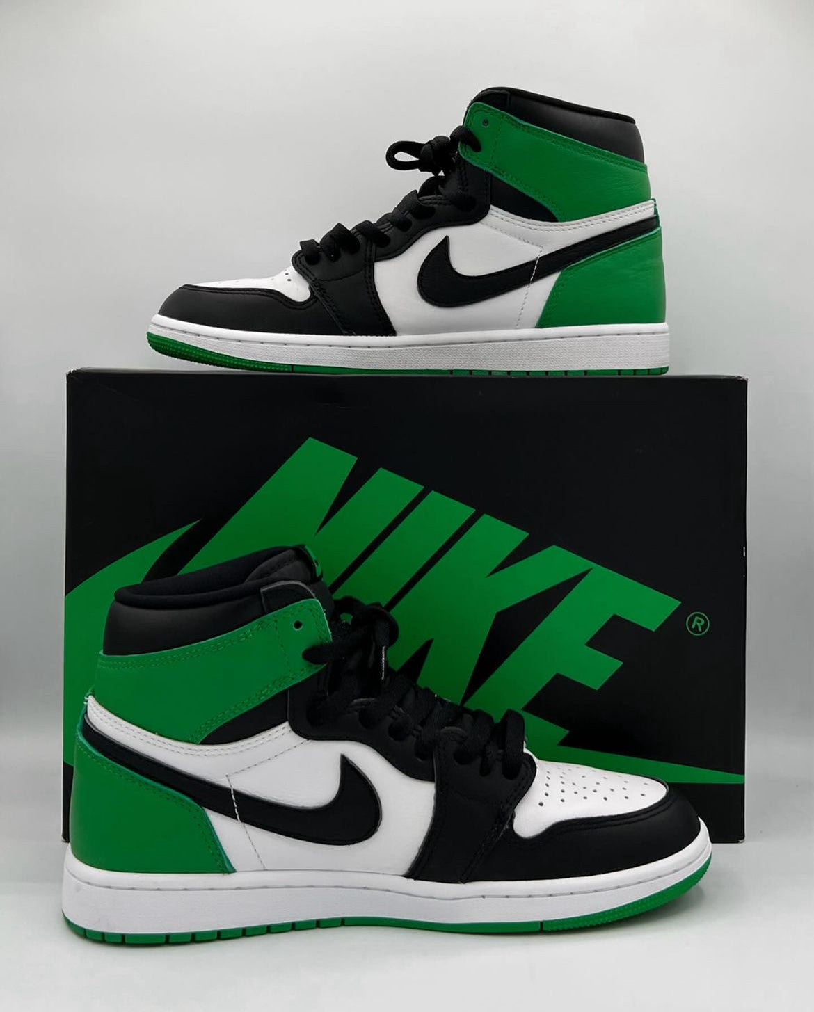 Air Jordan 1 Retro High OG Lucky Green Size 9 Pre-Owned