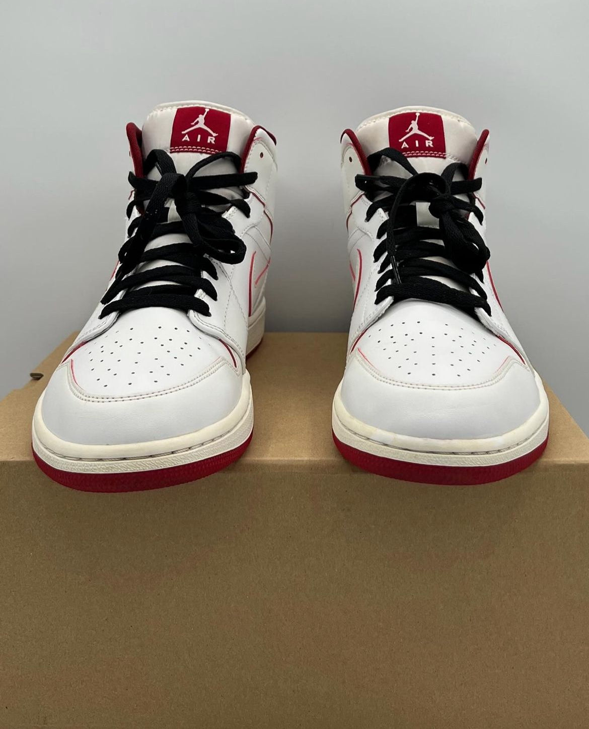 Air Jordan 1 Retro Mid White Gym Red Size 12 Pre-Owned