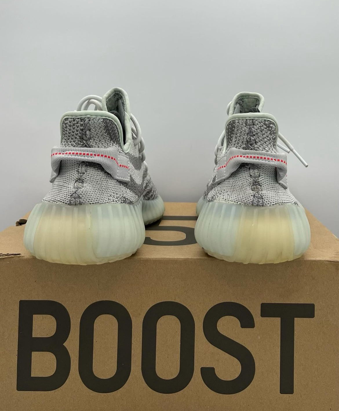 Adidas Yeezy Boost 350 V2 Blue Tint 2021 Size 10 Pre-Owned