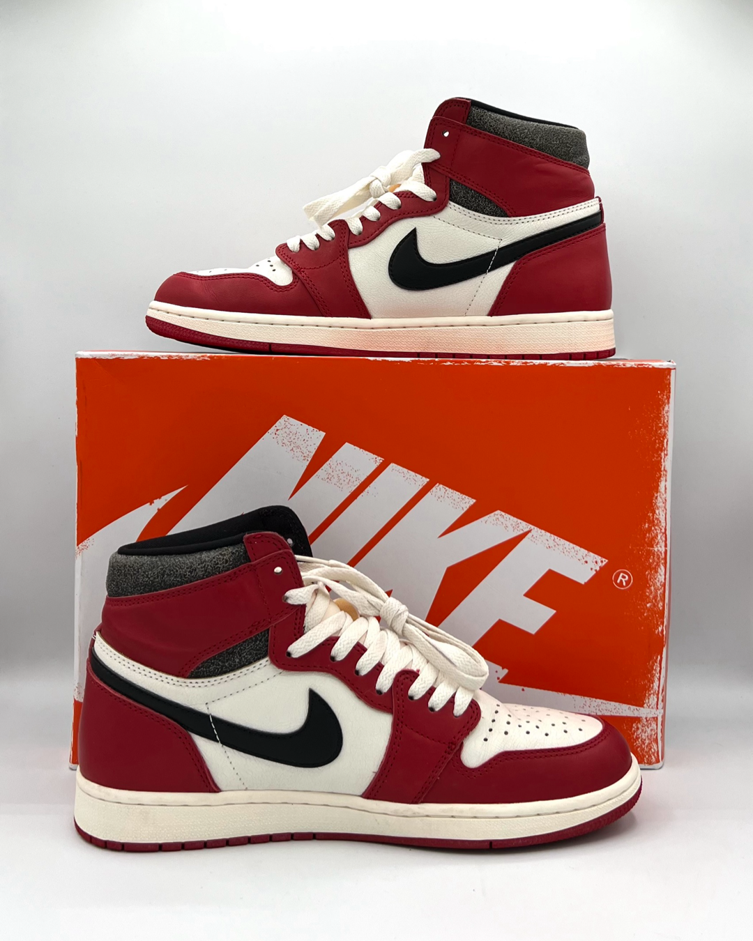 Air Jordan 1 Retro High OG Chicago Lost & Found Size 9.5 Pre-Owned