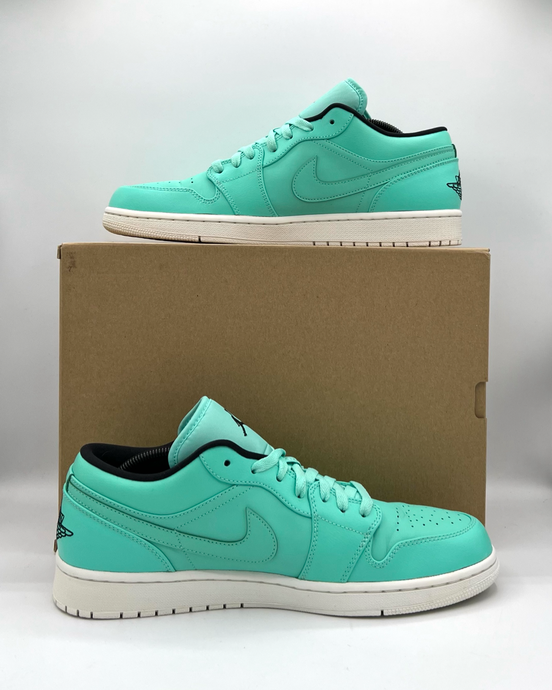 Air Jordan 1 Low Hyper Turquoise Size 12 Pre-Owned