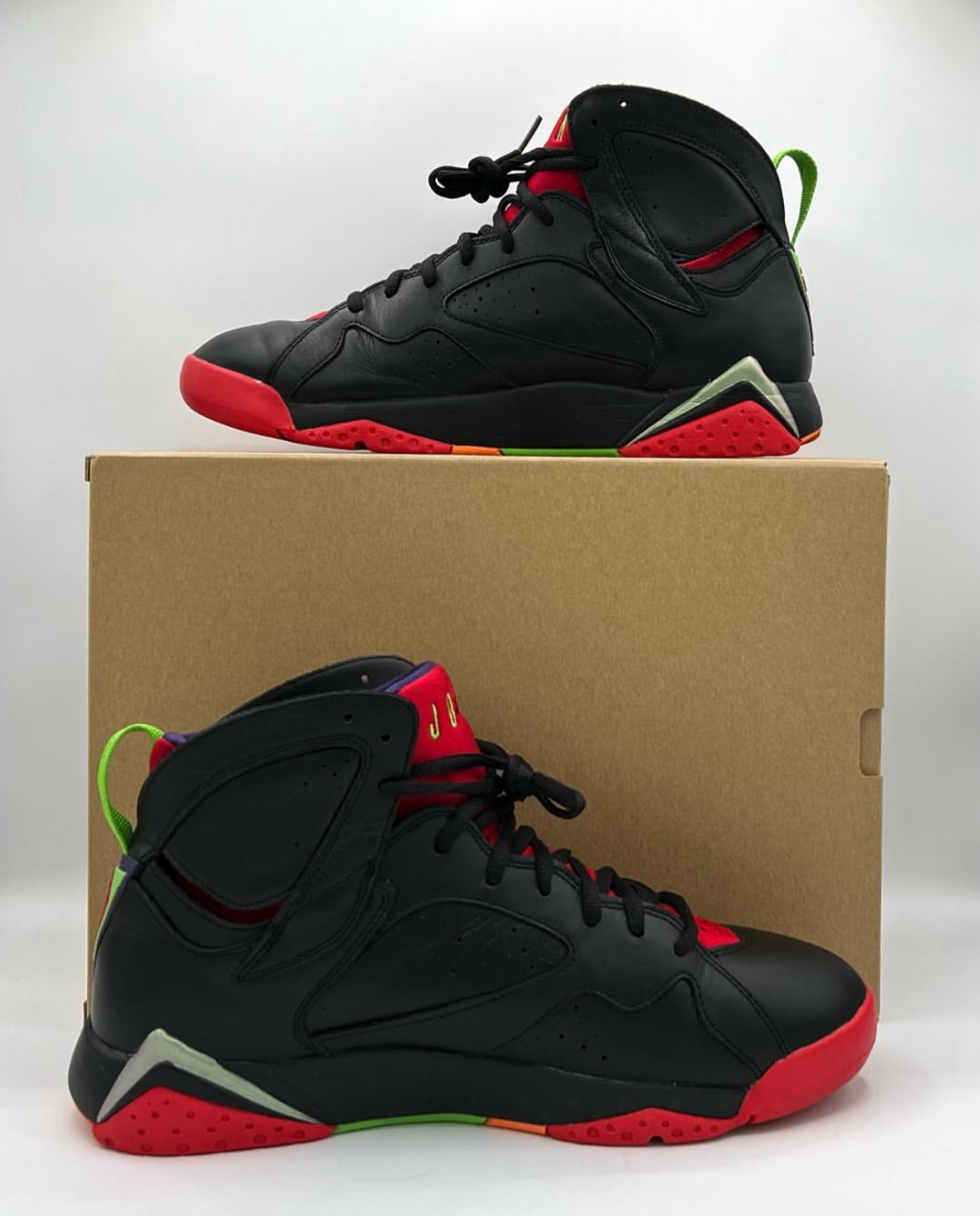 Air Jordan 7 Retro Marvin The Martian Size 10 Pre-Owned