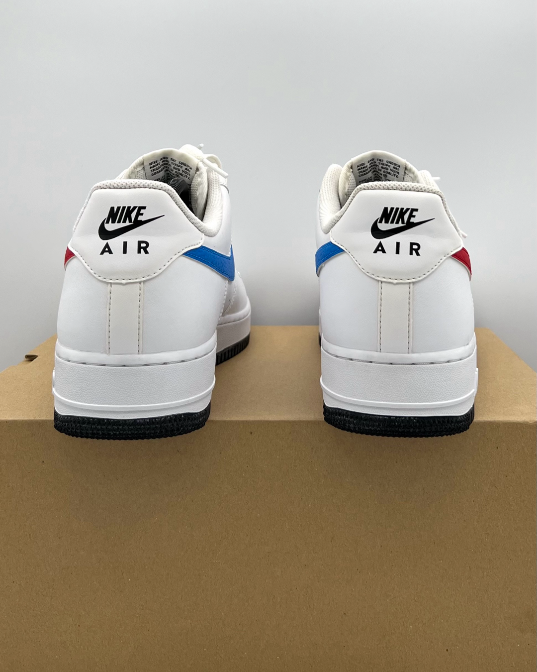 Nike Air Force 1 ‘07 Mismatched Swooshes White Size 11.5 Pre-Owned