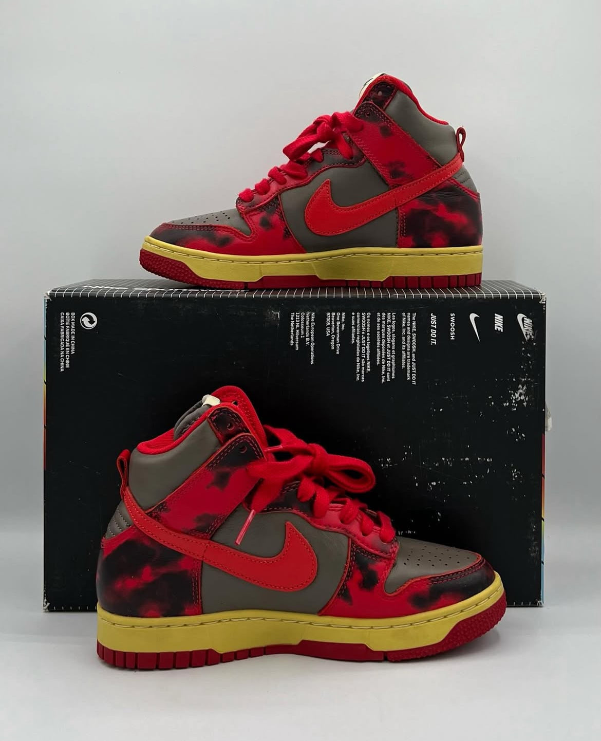 Nike Dunk High 1985 Red Acid Wash Size 4 Pre-Owned